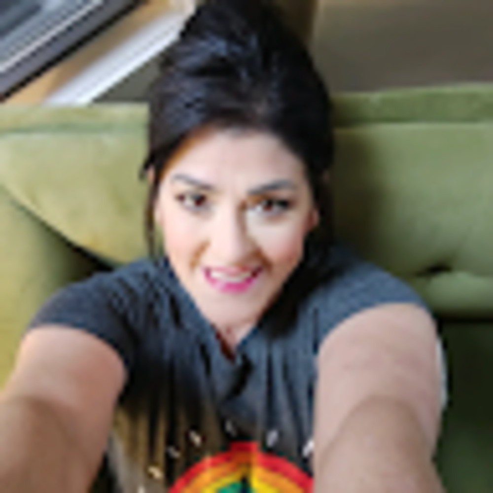 Meet your Posher, April